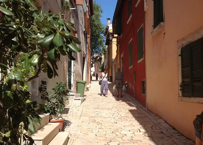 Ca\'Del Sole Free Parking